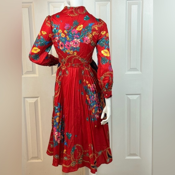 Unbranded Vibrant Floral Long Sleeve Dress Size Small.  C44 - Picture 13 of 16
